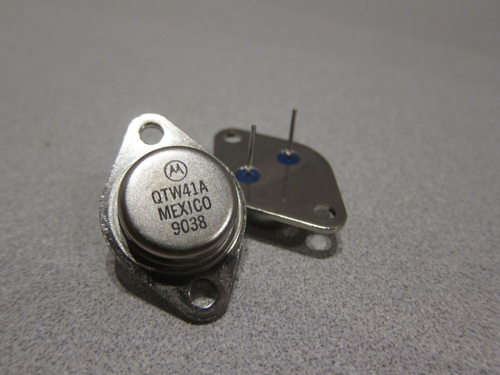 QTW41A TRANSISTOR MOTOROLA