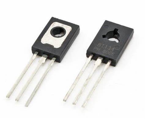 BT134 TRIAC 600V 4A