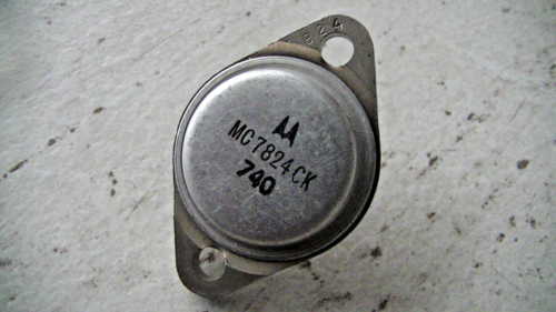 MC7824CK +24V REGULATEUR FIXE 24V 1.5A MOTOROLA