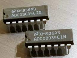 ADC0834CCN Convertisseur A/D 8 bits Différentiel